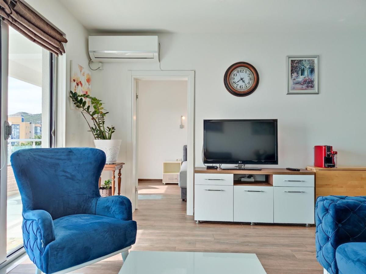 Apartment Plavo Nebo Dobra Voda Kültér fotó